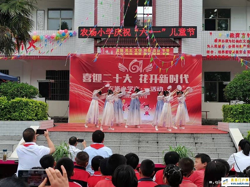 喜迎二十大 花开新时代(图3) 六年级舞蹈《西楼别序》.jpg