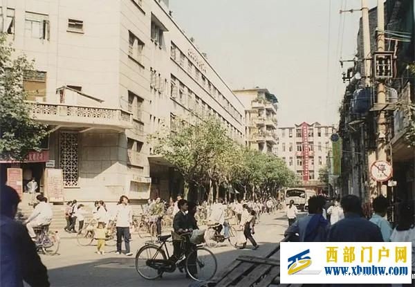 老照片这是几十年前的广西梧州,这是记忆中的老梧州(图10) 老照片这是几十年前的广西梧州,这是记忆中的老梧州(图10)