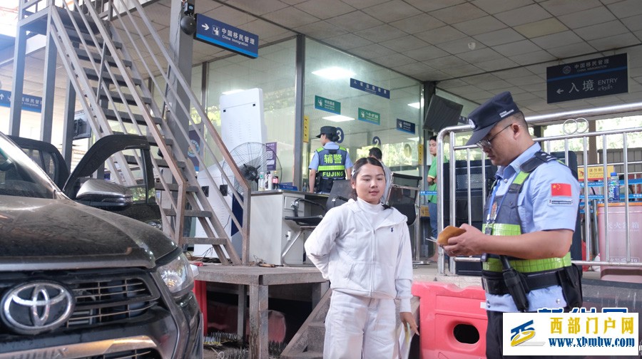 中老2025至2026年度榨季甘蔗跨境运输开启(图3) 中老2025至2026年度榨季甘蔗跨境运输开启(图3)