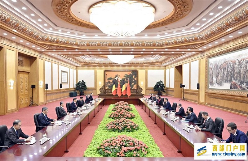 习近平会见比利时首相德克罗(图2) 习近平会见比利时首相德克罗(图2)