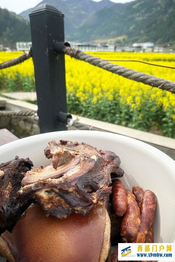 春花盛事,震撼巴山 | 2024最美油菜花海汉中旅游文化节镇巴分会场活动隆重举行(图13) 春花盛事,震撼巴山 | 2024最美油菜花海汉中旅游文化节镇巴分会场活动隆重举行(图13)